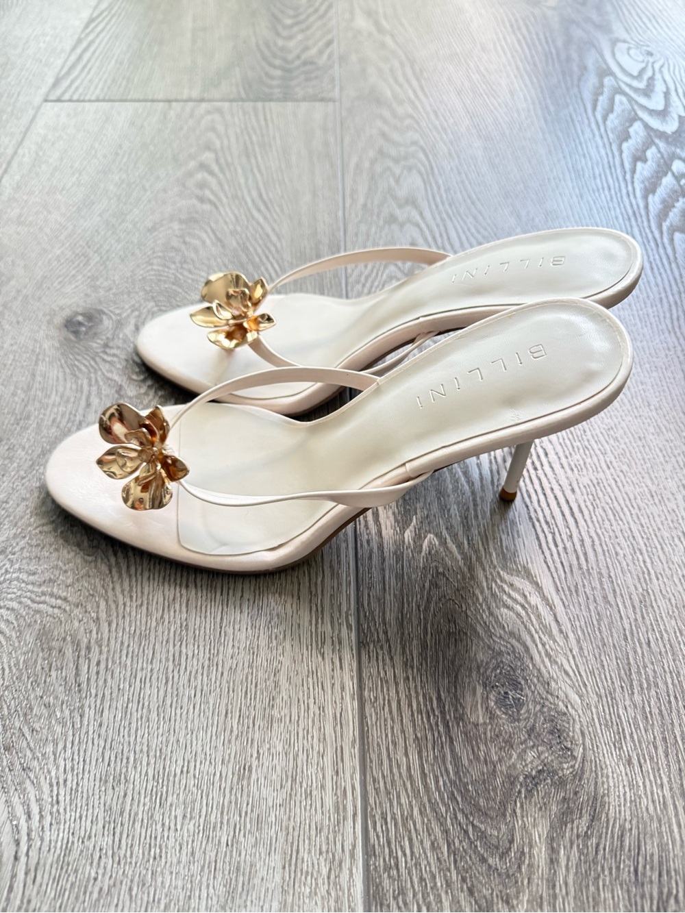 billini dalella cream off white flower slip on thong sandals high heels size 6